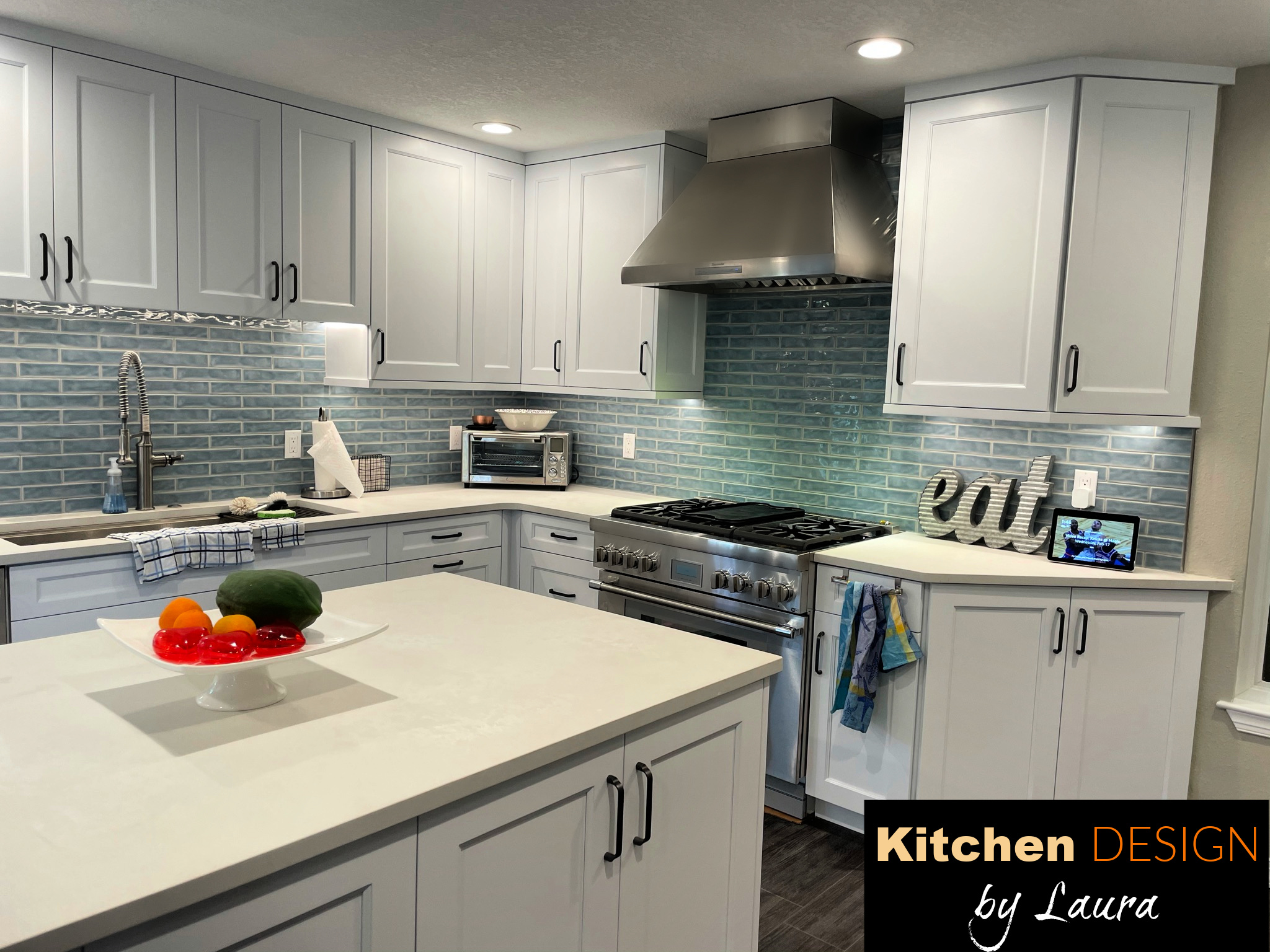 Siesta Key Kitchen Renovation / Beachy White Kitchen Remodel | Kitchen ...